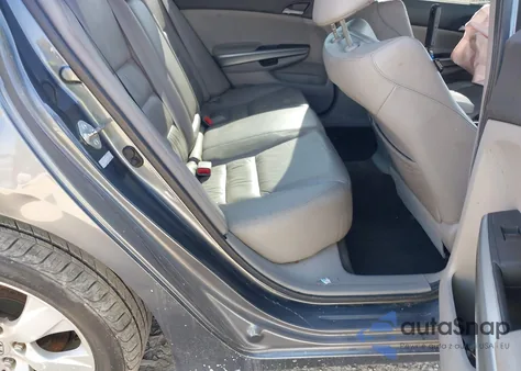 2010 Honda Accord 2.4 Ex-L из США, поврежденный, VIN 1HGCP2F89AA032542